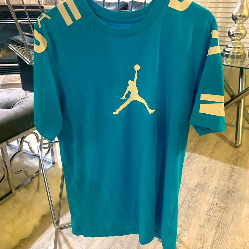Men’s Jordan Tshirt